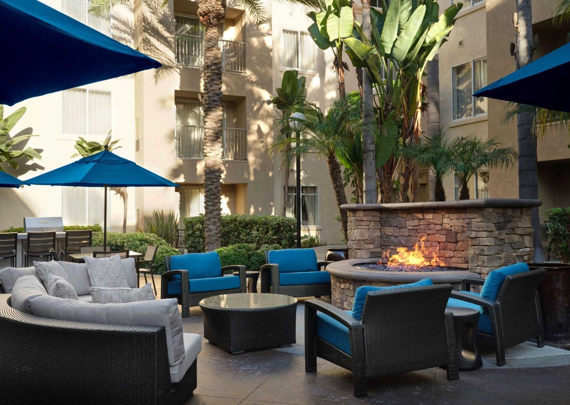 Hyatt House San Diego Sorrento Mesa Экстерьер фото