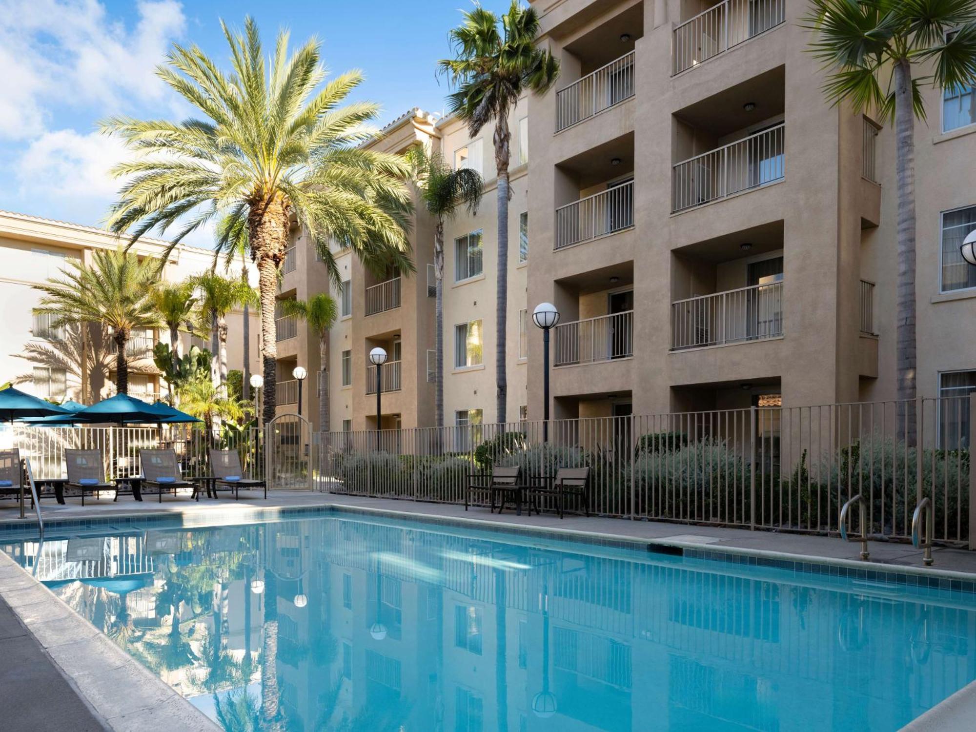 Hyatt House San Diego Sorrento Mesa Экстерьер фото